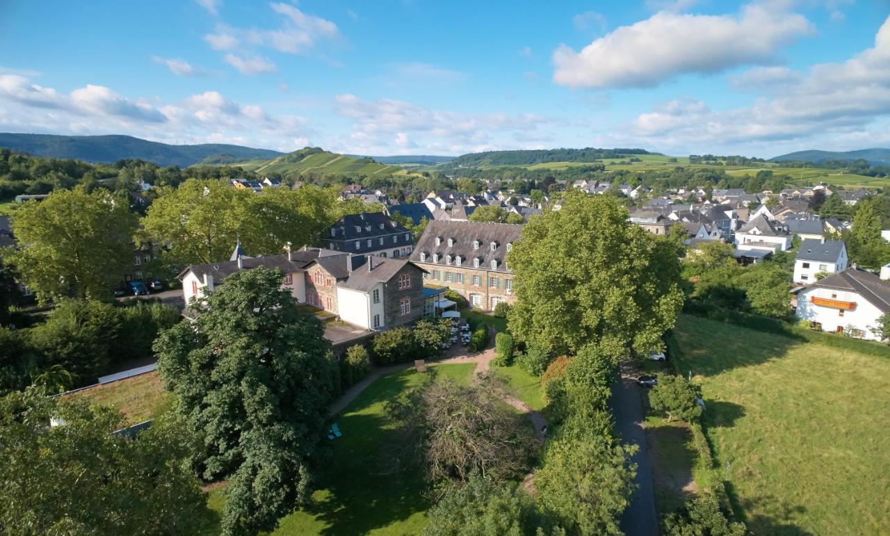 Weinromantikhotel Richtershof مولهايم ان دور موسيل المظهر الخارجي الصورة