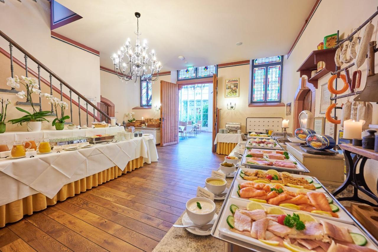 Weinromantikhotel Richtershof مولهايم ان دور موسيل المظهر الخارجي الصورة