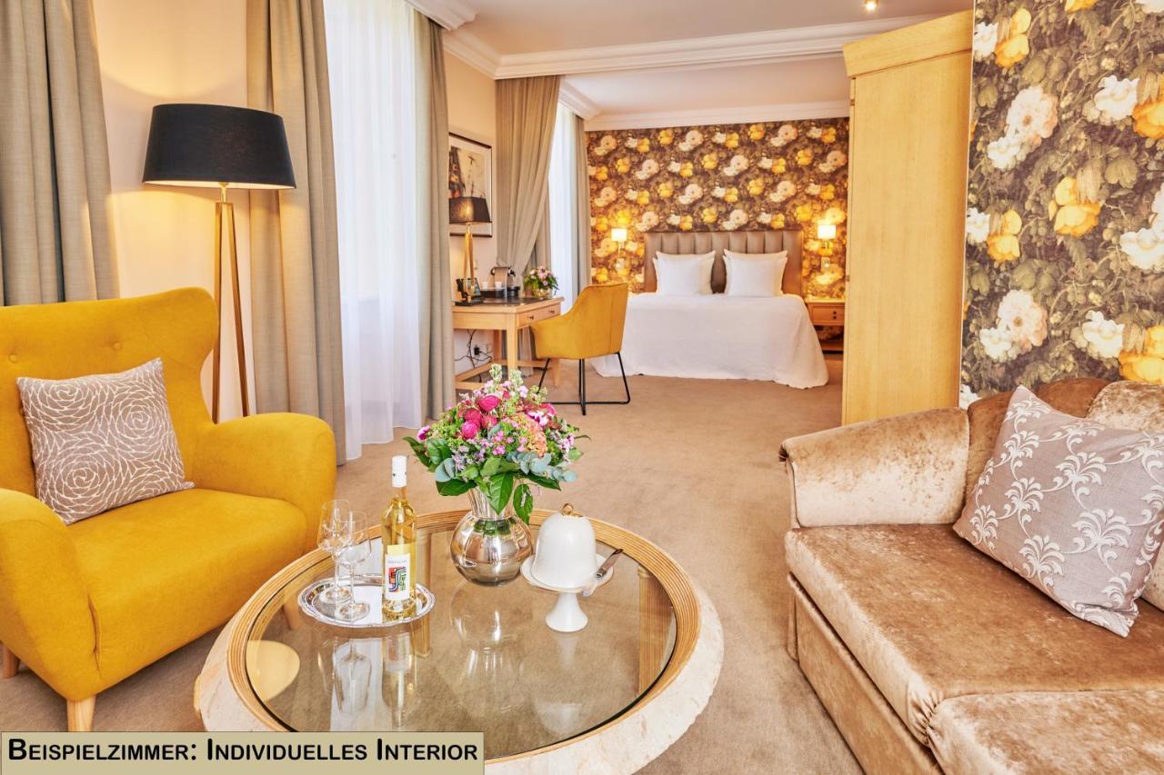 Weinromantikhotel Richtershof مولهايم ان دور موسيل المظهر الخارجي الصورة